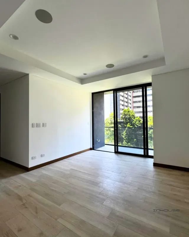 APARTAMENTO EN RENTA ZONA 10 PARA ESTRENAR — Apartamento en Alquiler en Zona 10, Guatemala, Ciudad — foto 9 de 13