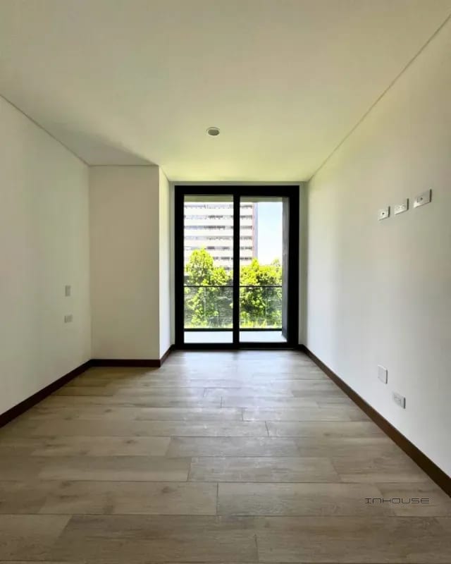 APARTAMENTO EN RENTA ZONA 10 PARA ESTRENAR — Apartamento en Alquiler en Zona 10, Guatemala, Ciudad — foto 10 de 13