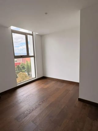 Lindo apartamento en alquiler zona 10 — Apartamento en Alquiler en Atarah, Zona 10, Guatemala, Ciudad — miniatura 3 de 13