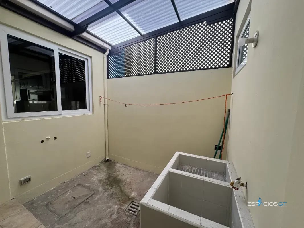 ✨CASA EN VENTA – KM. 21  CARRETERA A FRAIJANES, VILLAS DE ENTREVERDES, CES. — Casa en Venta en Fraijanes, Carretera a El Salvador, Guatemala, Ciudad — foto 2 de 12
