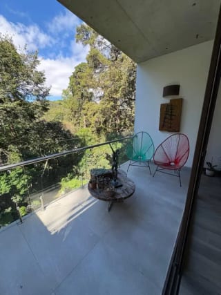 Apartamento Amueblado en Renta – San Antonio Lofts, Oakland Zona 10 — Apartamento en Alquiler en Zona 10, Guatemala, Ciudad — miniatura 8 de 10