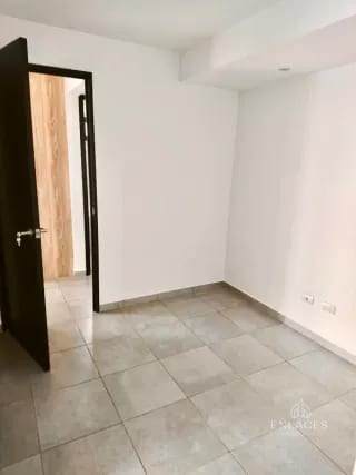 Zona 11 • Apartamento en Renta • Edificio Mariscal Uno Uno — Apartamento en Alquiler en Mariscal Uno Uno, Zona 11, Guatemala, Ciudad — miniatura 6 de 14
