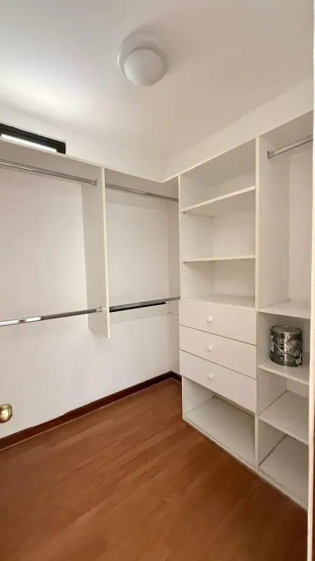 Apartamento en venta, Edificio Torre Castelar, zona 10 — Apartamento en Venta en Torre Castelar, Zona 10, Guatemala, Ciudad — foto 8 de 13