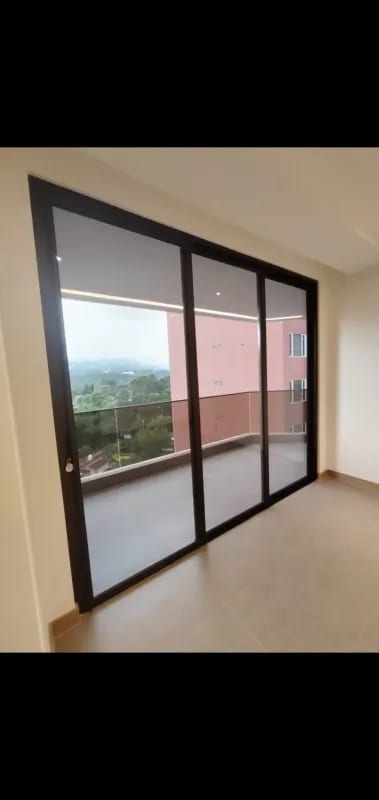 Alquilo lindo apartamento en zona 14, Vertic — Apartamento en Alquiler en Vertic, Zona 14, Guatemala, Ciudad — foto 3 de 14