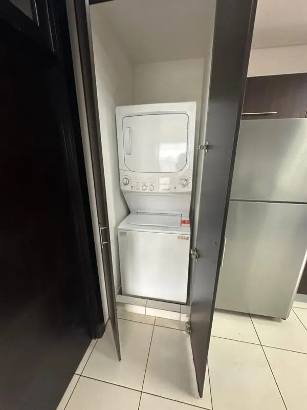 PENTHOUSE EN VENTA ZONA 14 EN EL EDIFICIO TORRE 14 — Apartamento en Venta en Torre 14, Zona 14, Guatemala, Ciudad — foto 4 de 17