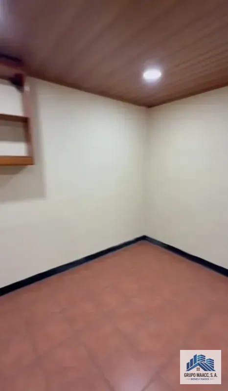 VENDO OFICINA EDIFICIO REFORMA MONTUFAR — Oficina en Venta en Zona 10, Guatemala, Ciudad — foto 9 de 10