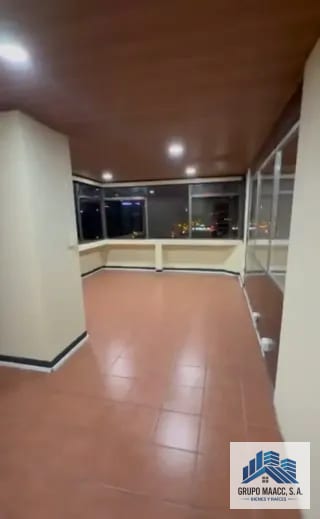 VENDO OFICINA EDIFICIO REFORMA MONTUFAR — Oficina en Venta en Zona 10, Guatemala, Ciudad — miniatura 6 de 10