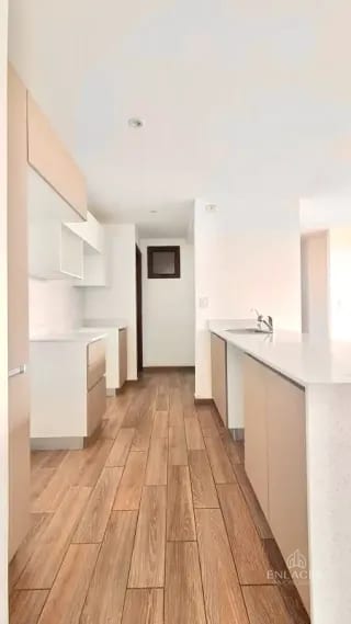 Zona 15 • Apartamento en Renta • Edificio Parque 15 — Apartamento en Alquiler en Parque 15, Zona 15, Guatemala, Ciudad — miniatura 12 de 13